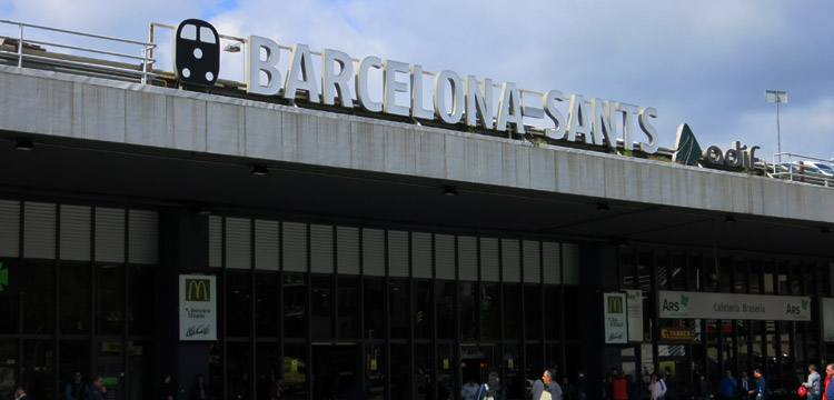 Met De Trein Naar Barcelona Vanuit Nederland