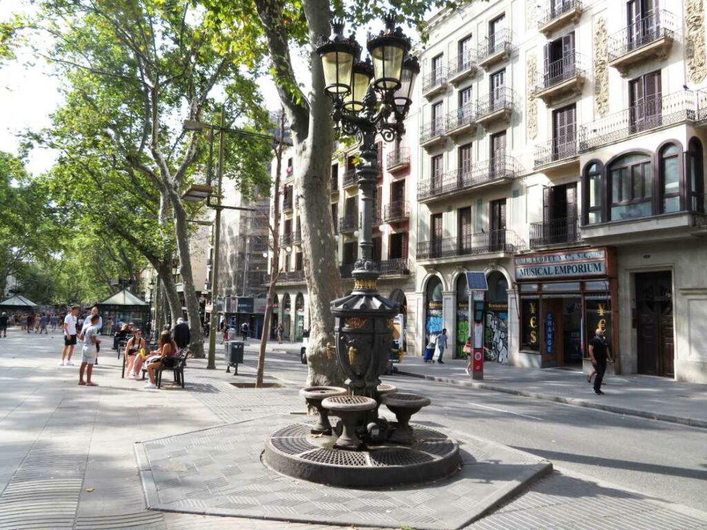 Font de Canaletes op de Ramblas Barcelona