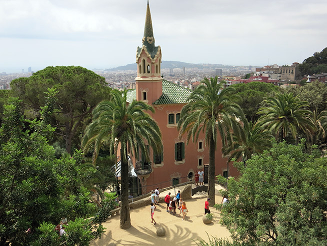 Uitzicht Casa Museu Gaudí - Park Güell gratis bezoeken