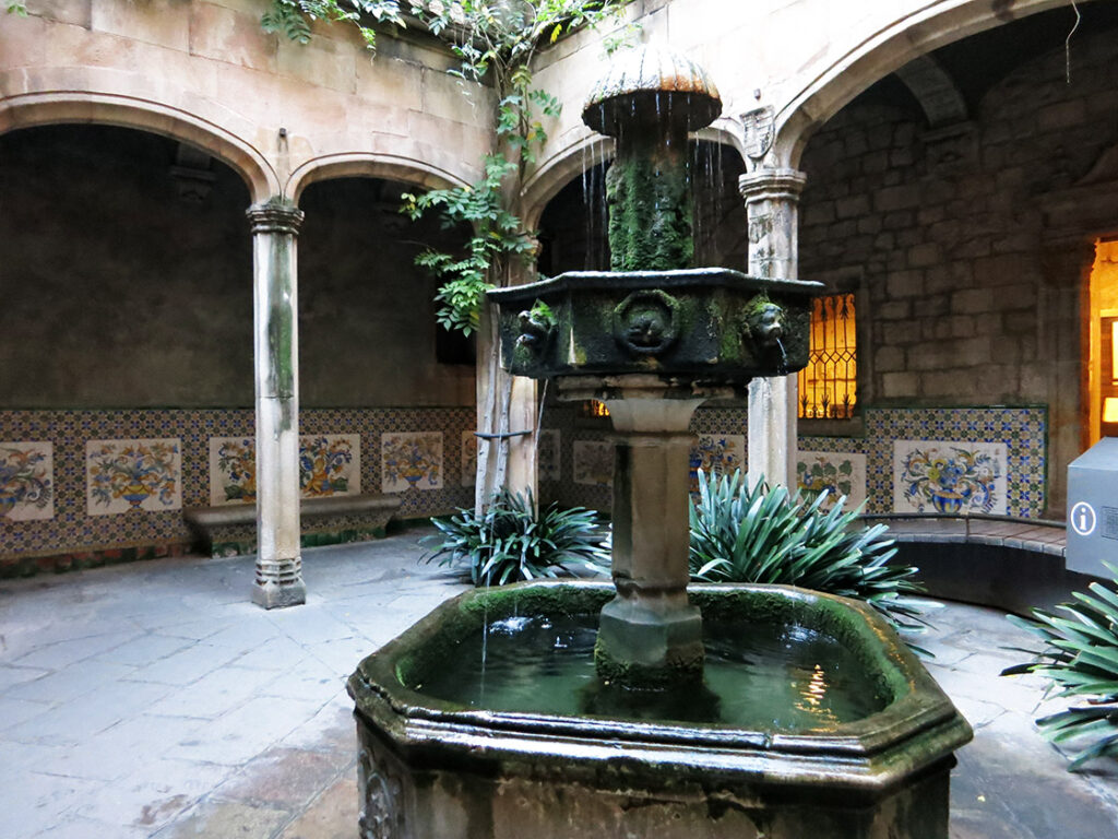 Casa de l'Ardiaca - Kathedraal van Barcelona