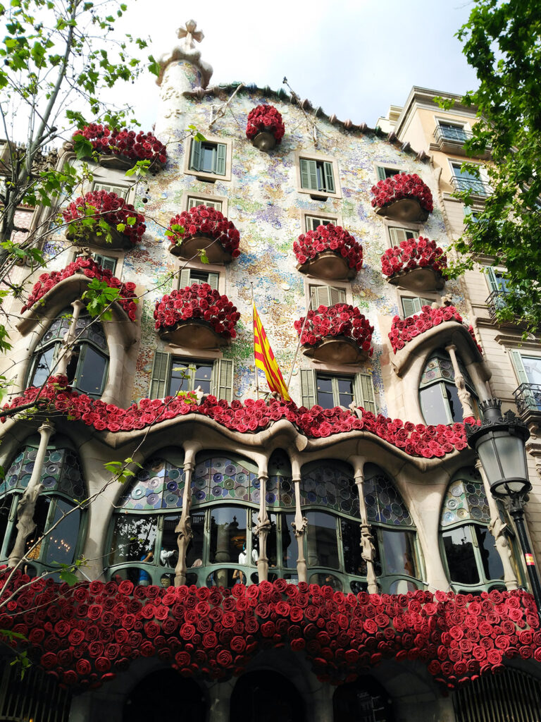 Casa Batlló tijdens Sant Jordi
