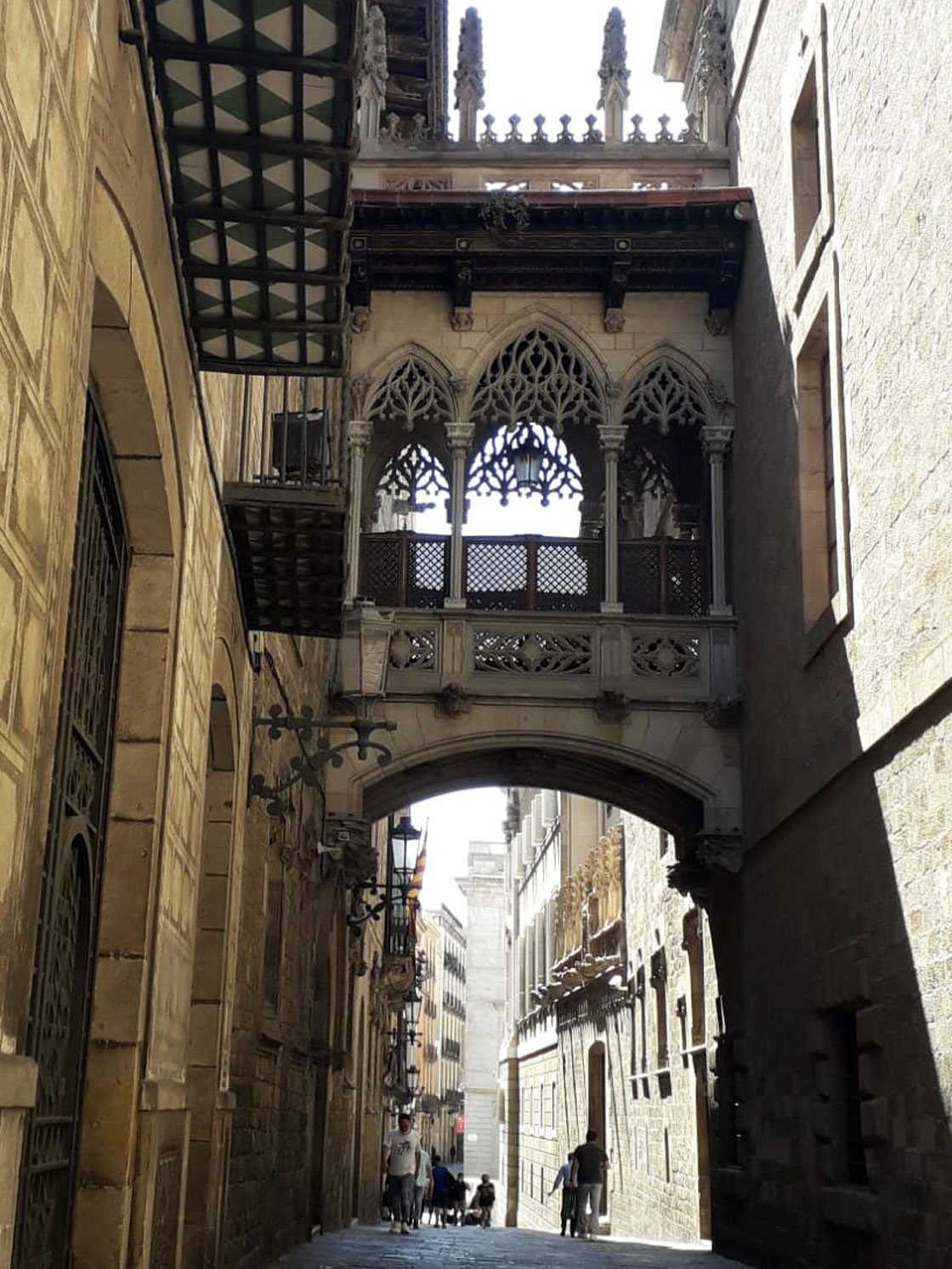 Carrer del Bisbe Barcelona