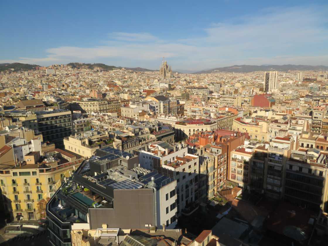 Panoramisch uitzicht vanuit Unlimited Barcelona