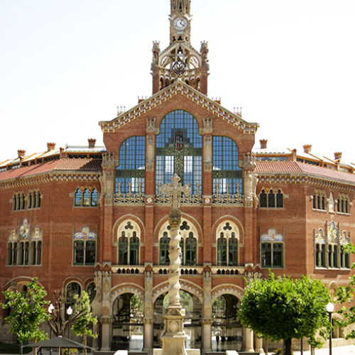 Het prachtige Hospital de Sant Pau is zeker ook een bezienswaardigheid in Barcelona.