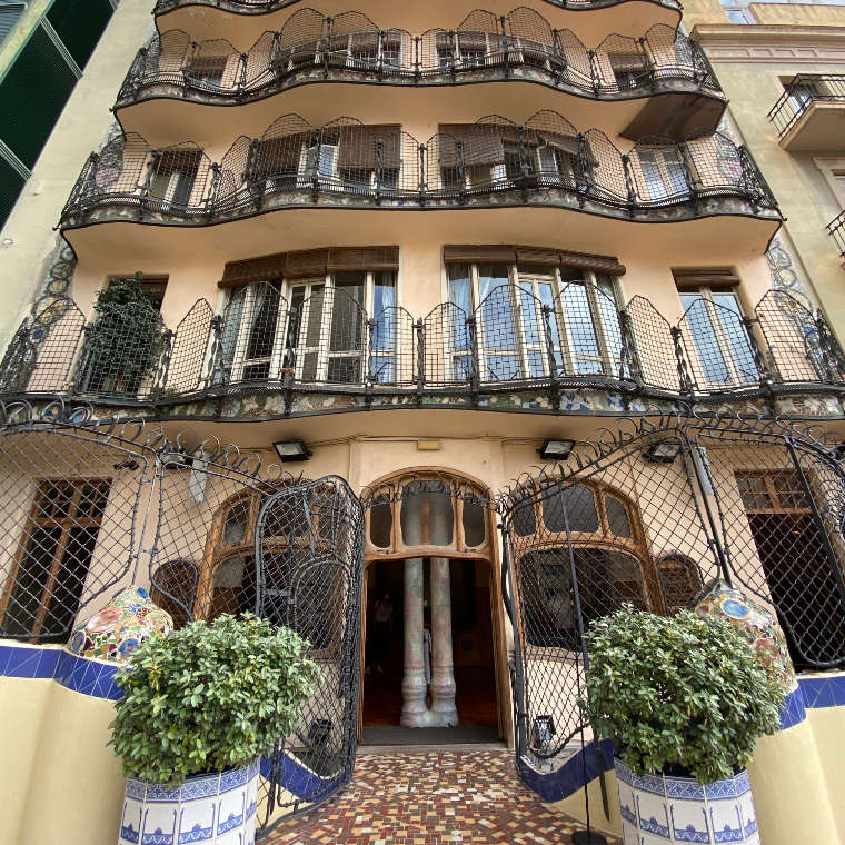 Casa Batlló aan de achterzijde