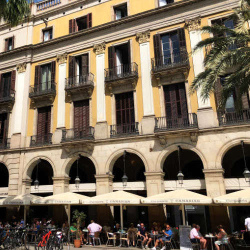 Plaça Reial in Barcelona