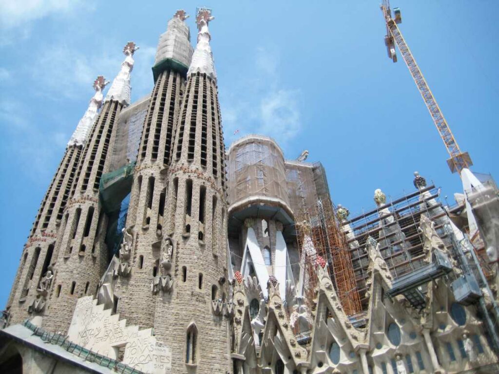 Bouwwerkzaamheden bij de Sagrada Família