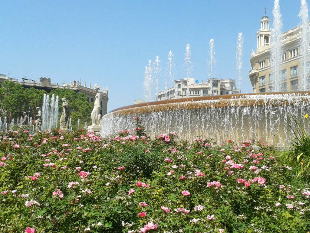 Plaça de Catalunya in Barcelona